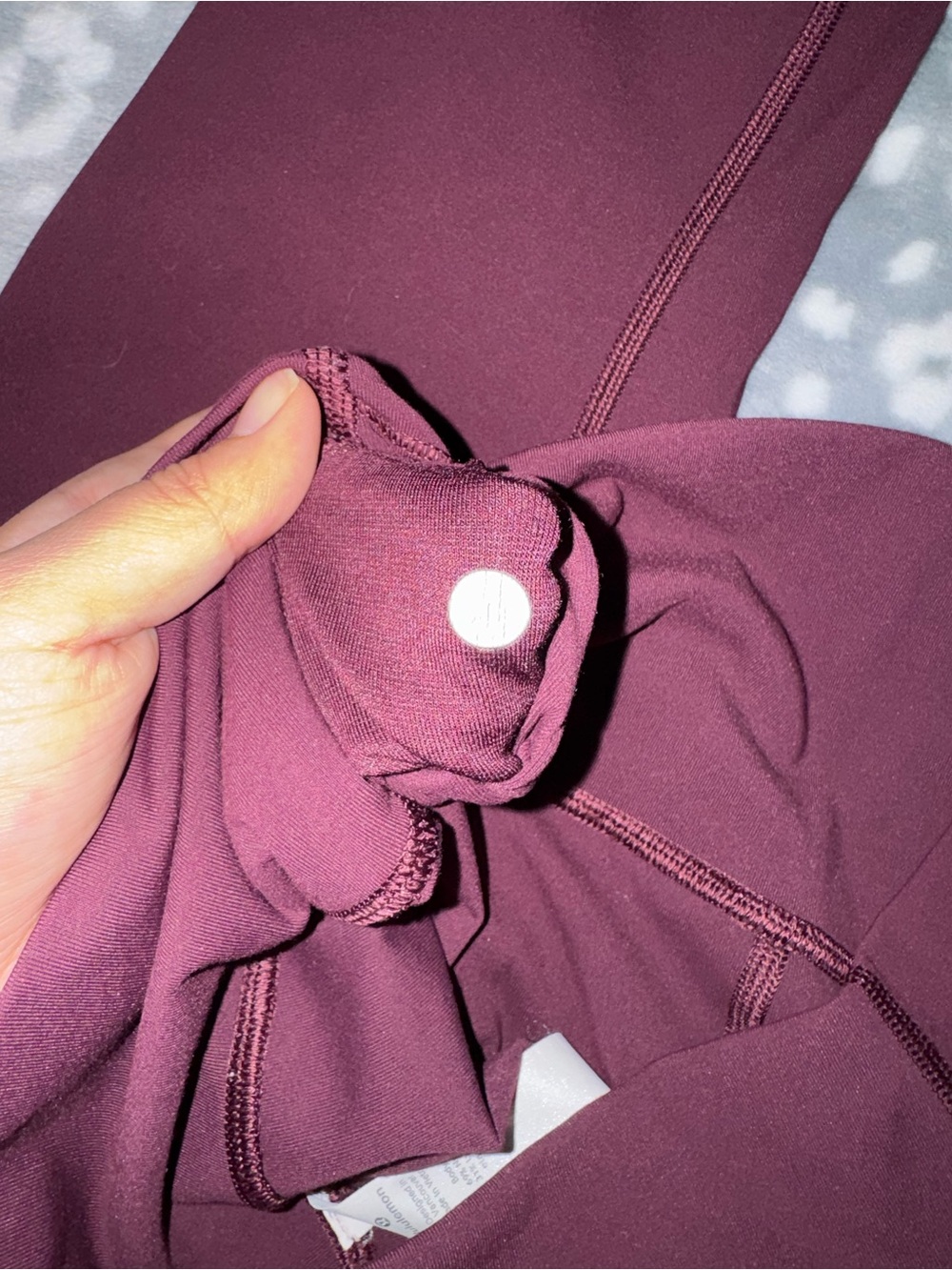 Lululemon burgundy leggings - Picture 8 of 8